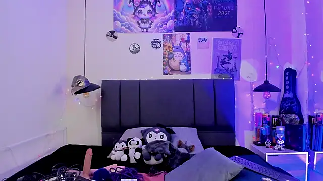 SabrinaV  online show from July 22, 11:24 am