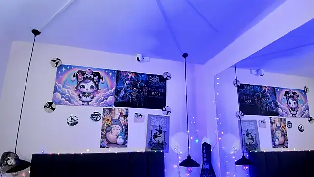 SabrinaV  online show from July 24, 11:19 am