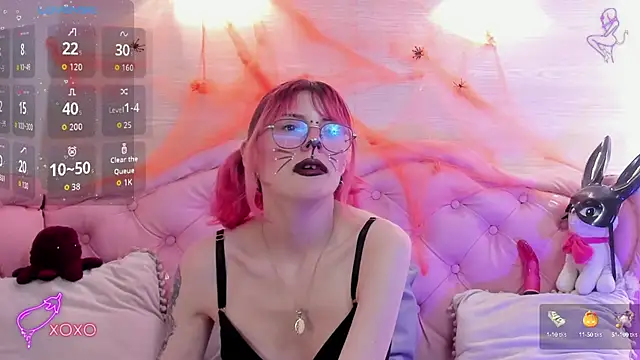 Rossiie Hunt  online show from October 17, 4:31 pm