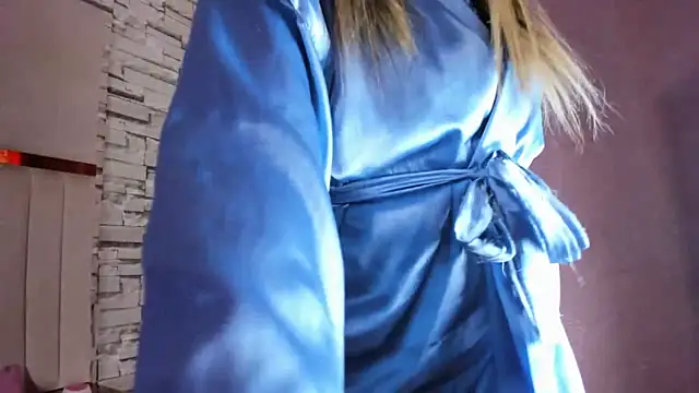 ANLLELOAndANGELA online show from May 17, 5:20 pm