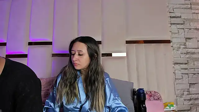 ANLLELOAndANGELA online show from June 9, 5:13 pm