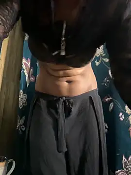 DAMinii  online show from December 3, 7:56 pm