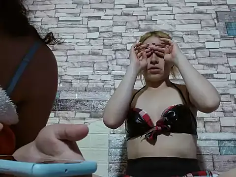 Snapshot of melodyanal chatting on September 23, 4:32 pm melodyanal online show from September 23, 4:32 pm