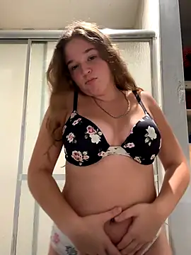 Snapshot of blondefun3818 chatting on September 30, 2:05 am blondefun3818 online show from September 30, 2:05 am