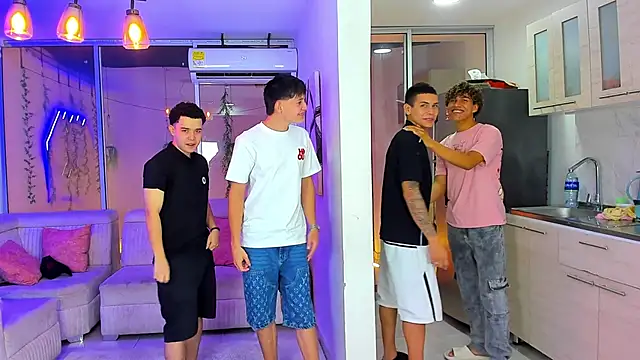 Houseofwarrios online show from February 14, 5:26 am