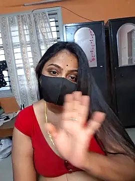Snapshot of queendivya chatting on May 21, 12:12 pm queendivya online show from May 21, 12:12 pm