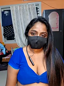 Snapshot of queendivya chatting on June 3, 5:07 pm queendivya online show from June 3, 5:07 pm