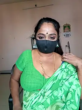 Snapshot of queendivya chatting on June 5, 4:30 am queendivya online show from June 5, 4:30 am