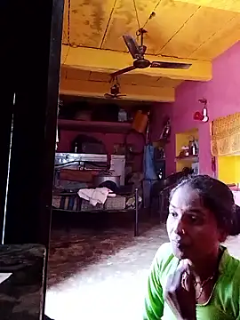 Snapshot of Hot_reshmaji chatting on November 21, 9:19 am Hot reshmaji online show from November 21, 9:19 am