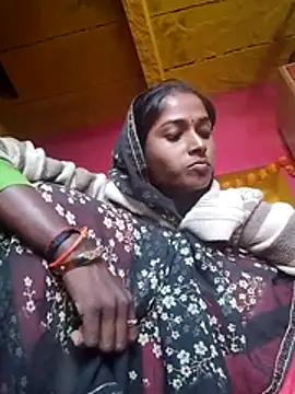 Snapshot of Hot_reshmaji chatting on November 28, 2:47 am Hot reshmaji online show from November 28, 2:47 am