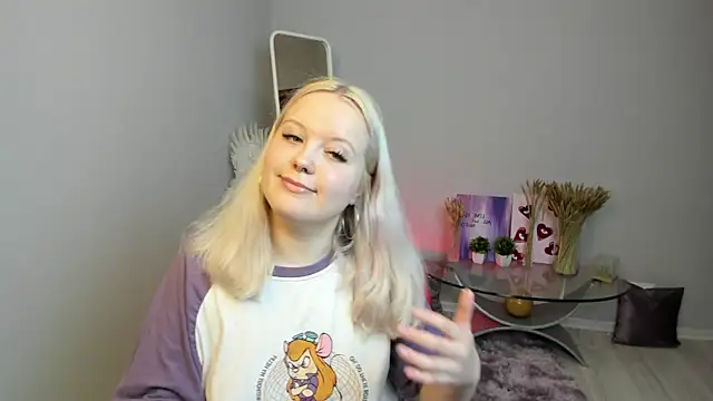 RoseThomas  online show from September 26, 1:37 pm