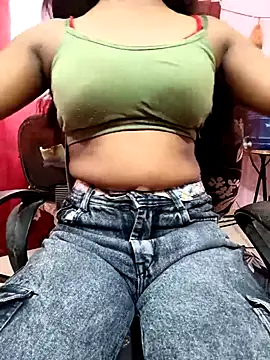 Snapshot of pari_rani7 chatting on September 21, 5:31 am pari rani7 online show from September 21, 5:31 am