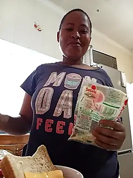 BubblyBeautiful online show from November 3, 10:38 am