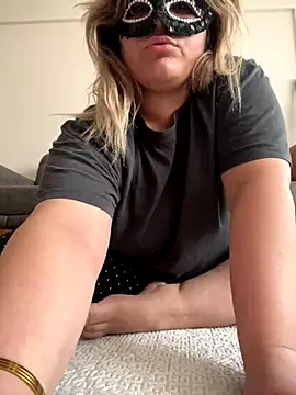 Snapshot of Heidaa chatting on December 15, 7:34 am Heidaa online show from December 15, 7:34 am