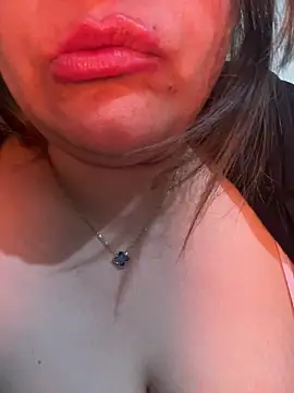 Snapshot of Heidaa chatting on February 12, 4:18 am Heidaa online show from February 12, 4:18 am