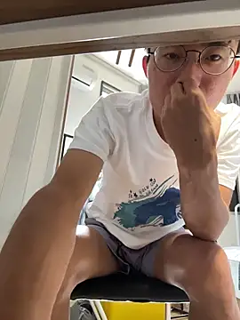 leeyoung  online show from October 17, 3:42 am