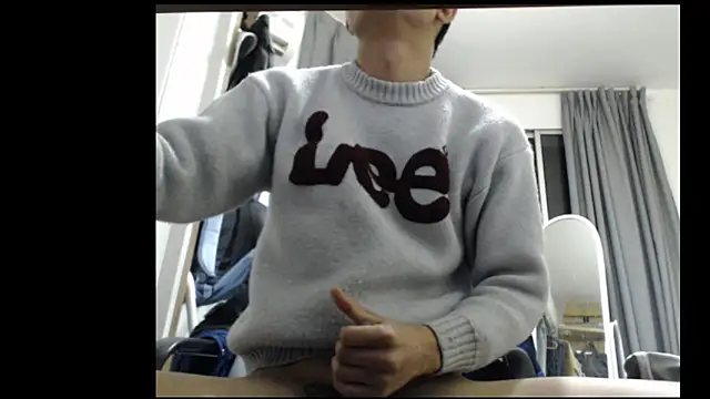 leeyoung  online show from February 5, 1:38 pm