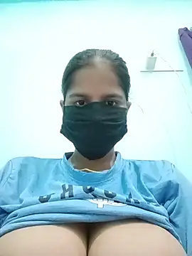 Snapshot of soni_megwal chatting on June 7, 1:04 pm soni megwal online show from June 7, 1:04 pm