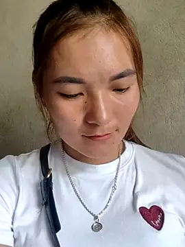 Snapshot of phuongxinhxan chatting on September 20, 3:18 am phuongxinhxan online show from September 20, 3:18 am