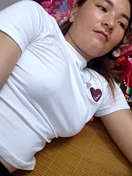 Snapshot of phuongxinhxan chatting on October 4, 2:42 am phuongxinhxan online show from October 4, 2:42 am