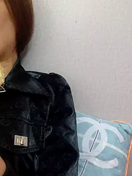 Snapshot of phuongxinhxan chatting on November 5, 3:06 am phuongxinhxan online show from November 5, 3:06 am