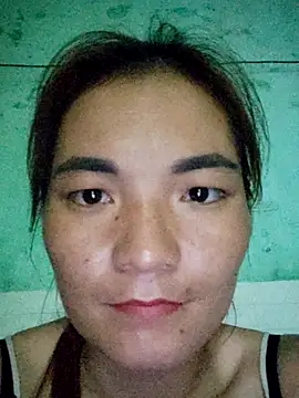 Snapshot of phuongxinhxan chatting on November 6, 5:19 am phuongxinhxan online show from November 6, 5:19 am