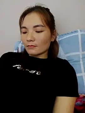 Snapshot of phuongxinhxan chatting on November 11, 3:06 am phuongxinhxan online show from November 11, 3:06 am