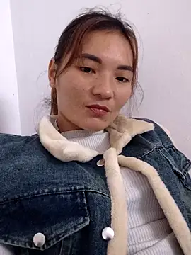 Snapshot of phuongxinhxan chatting on December 5, 4:32 am phuongxinhxan online show from December 5, 4:32 am