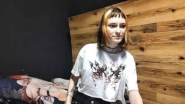 JenaeRadloff online show from October 16, 5:52 am