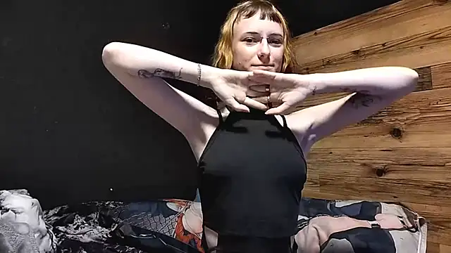 JenaeRadloff online show from October 20, 4:24 am