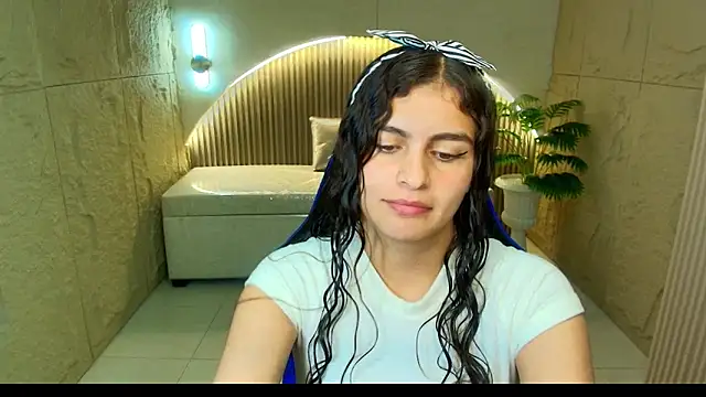 dany r  online show from January 15, 1:26 pm