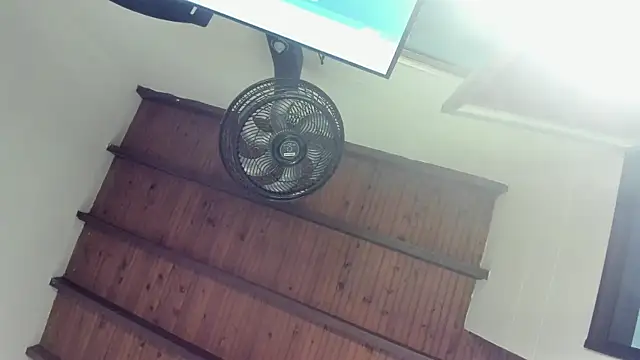 Snapshot of Isabella-Rosssi chatting on October 11, 4:22 am Isabella-Rosssi online show from October 11, 4:22 am