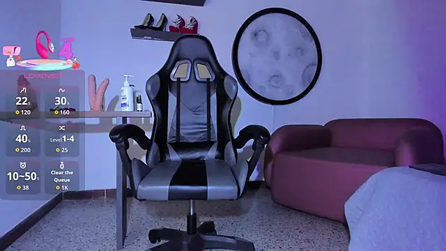 Snapshot of Isabella-Rosssi chatting on November 23, 4:45 am Isabella-Rosssi online show from November 23, 4:45 am