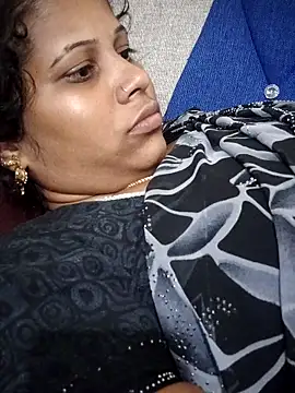 sweetqueen143 online show from October 10, 4:50 pm