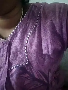 sweetqueen143 online show from December 17, 7:14 am