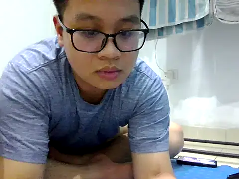 Snapshot of loveninja chatting on March 18, 1:03 pm loveninja online show from March 18, 1:03 pm