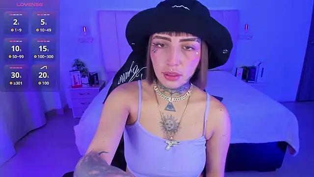 Gyal 8  online show from March 7, 3:58 am