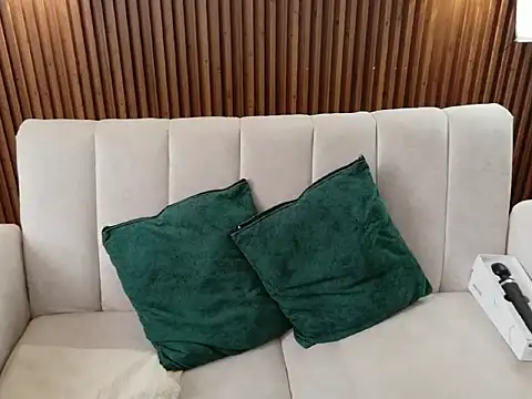 dirty feelena online show from March 9, 5:28 pm