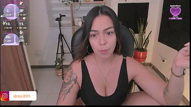 TaniaVelvet online show from November 10, 6:40 pm