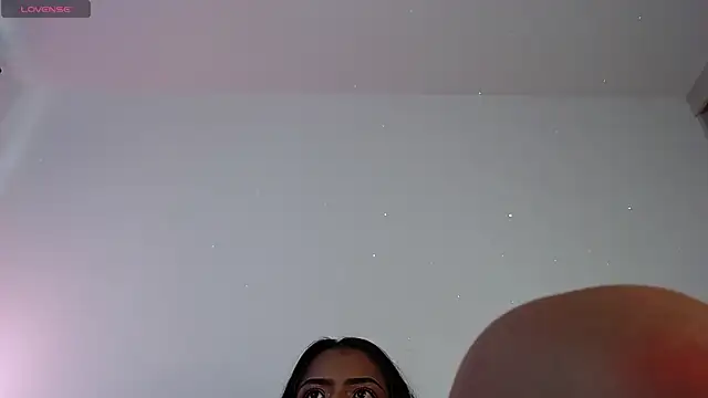 Camila Torresss online show from April 14, 8:15 pm