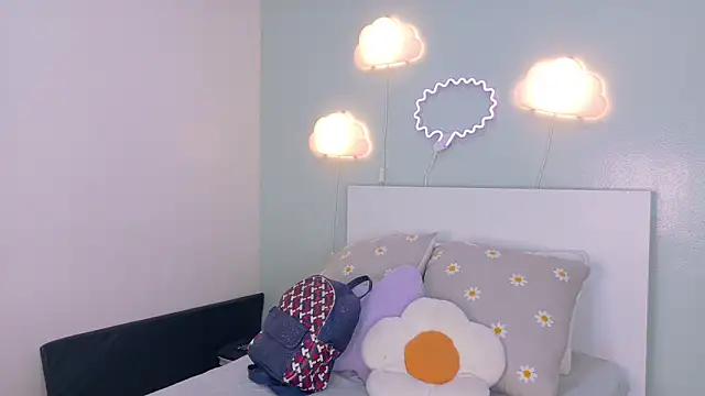 MyApril   online show from March 13, 12:56 pm