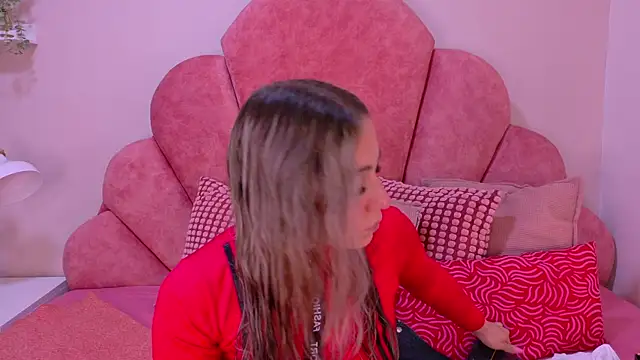 MyApril   online show from April 7, 11:43 am