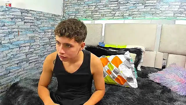 Julian wolf18 online show from September 25, 3:05 pm