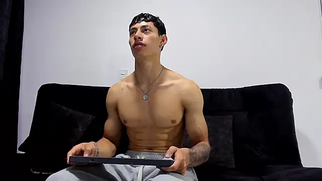 jey cox23 online show from December 19, 11:06 am