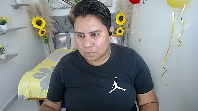 Snapshot of hotlesby_valery chatting on October 9, 6:50 pm hotlesby valery online show from October 9, 6:50 pm