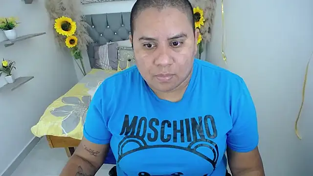 Snapshot of hotlesby_valery chatting on October 22, 12:38 pm hotlesby valery online show from October 22, 12:38 pm