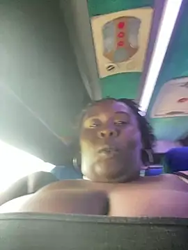 CarolinaGomez  online show from April 11, 4:44 pm