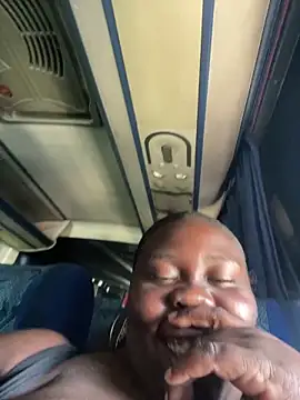 CarolinaGomez  online show from April 20, 4:32 pm