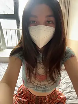 Snapshot of fioralba chatting on June 6, 10:14 pm fioralba online show from June 6, 10:14 pm