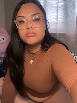 kiaradanielaxx online show from December 21, 9:33 pm